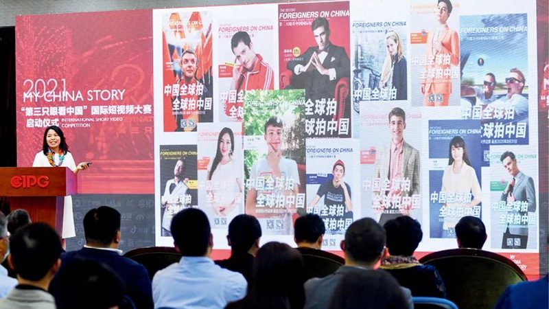 选择标准：资质与实力